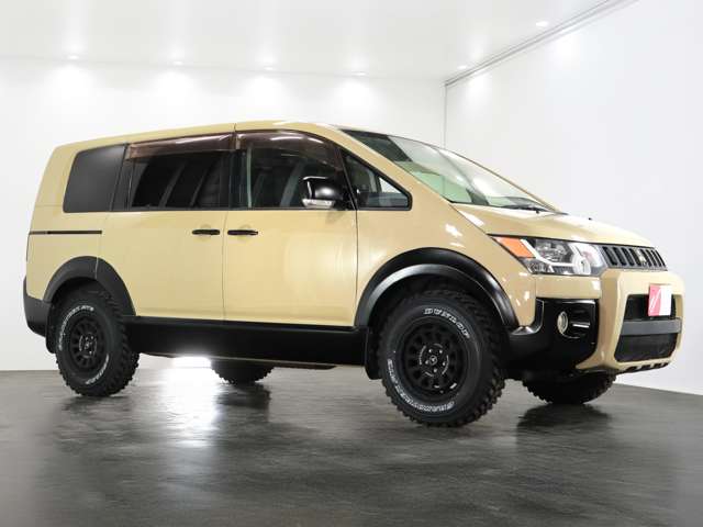 2007 Mitsubishi Delica D:5 – thumbnail 4