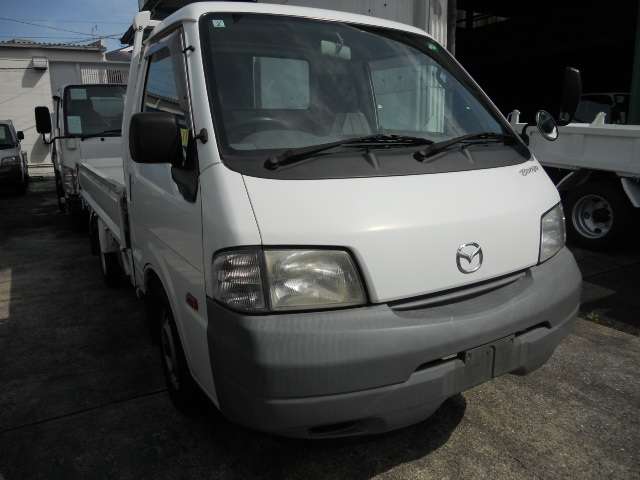 2010 Mazda Bongo Truck – thumbnail 2
