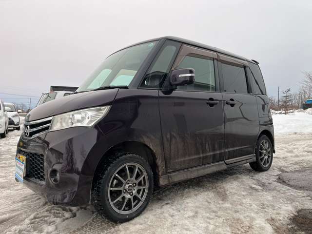 2010 Nissan Roox – thumbnail 2