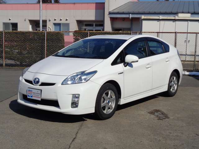 2010 Toyota Prius – thumbnail 3