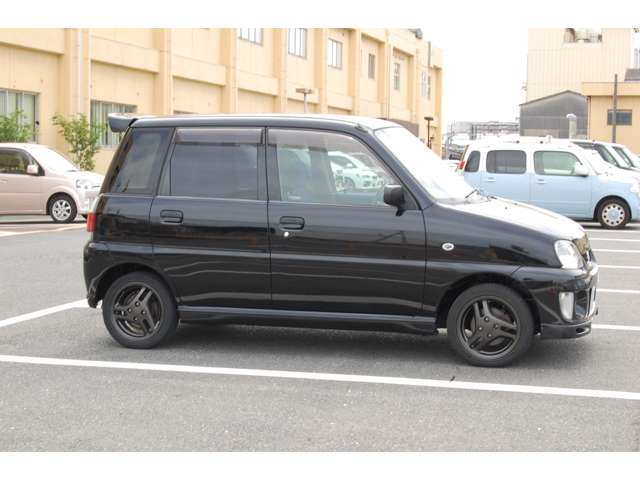 2001 Subaru Pleo – thumbnail 4