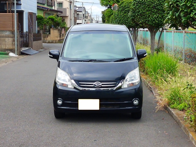 2010 Daihatsu Move – thumbnail 2