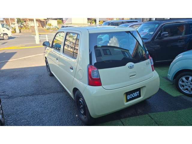 2010 Daihatsu Esse – thumbnail 4