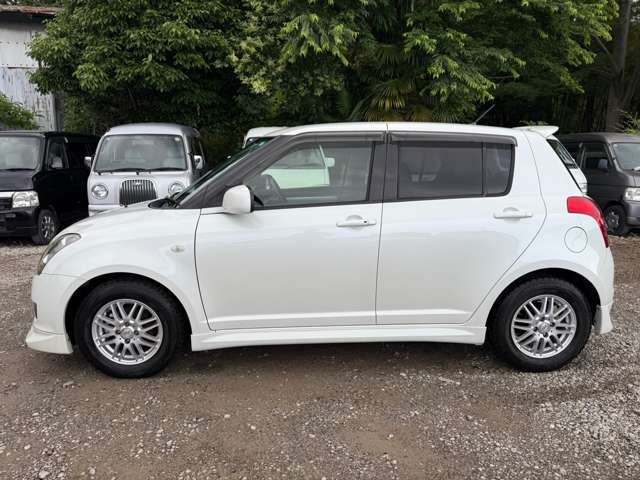 2009 Suzuki Swift – thumbnail 4