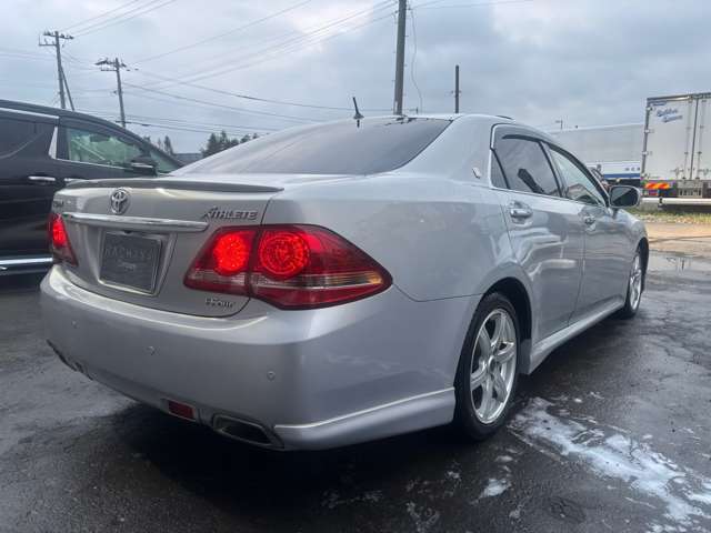 2008 Toyota Crown Athlete – thumbnail 4