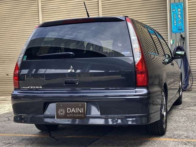 2002 Mitsubishi Lancer Cedia Wagon – thumbnail 2