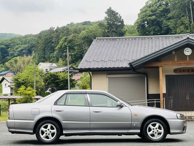 1999 Nissan Skyline – thumbnail 4
