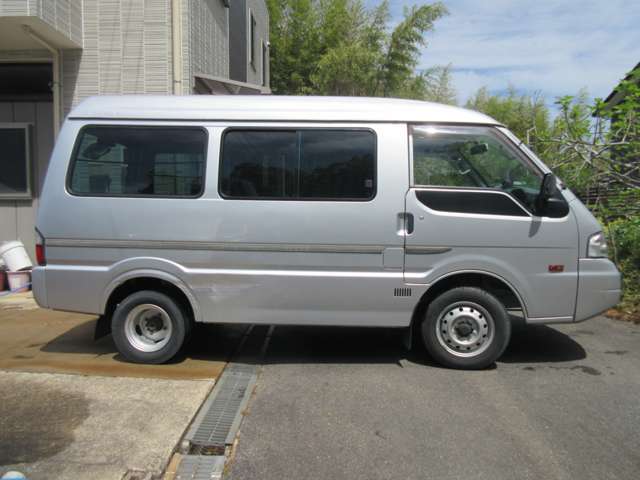 2010 Mazda Bongo Van – thumbnail 4