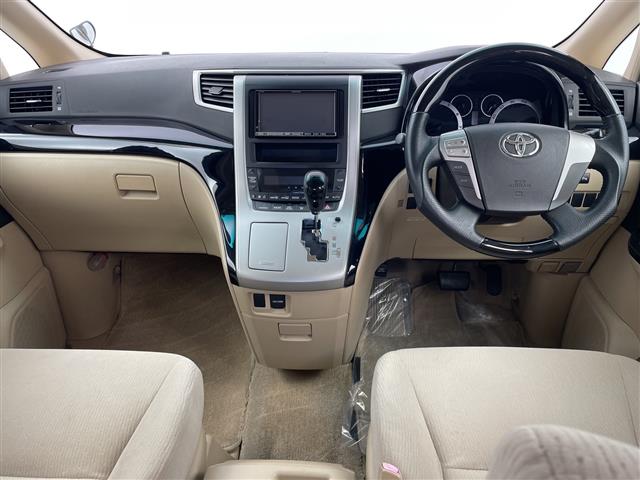 2009 Toyota Alphard – thumbnail 2