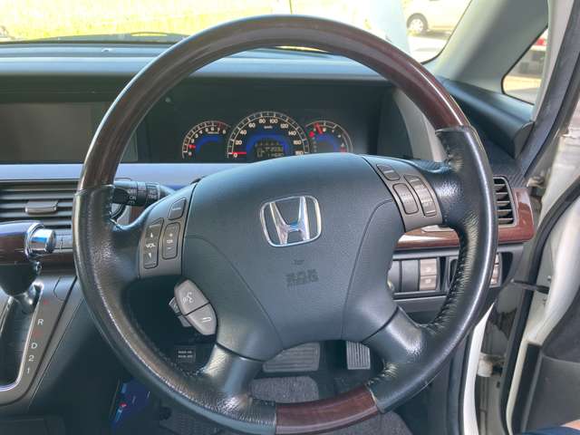 2005 Honda Elysion – thumbnail 4