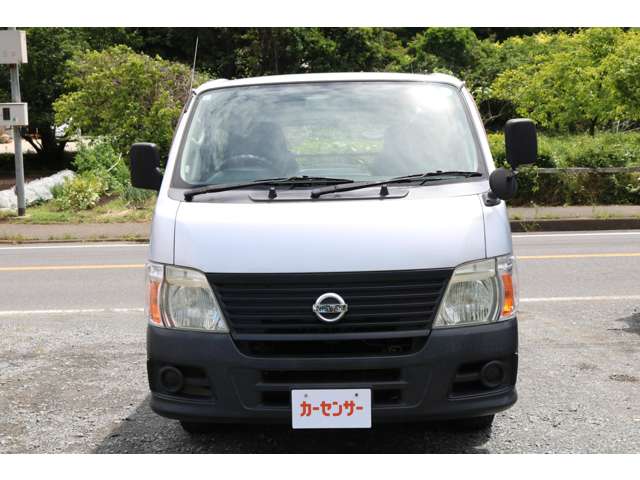 2008 Nissan Caravan – thumbnail 3